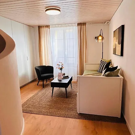 120sqm Duplex With Airc Free Parking Family & Business
