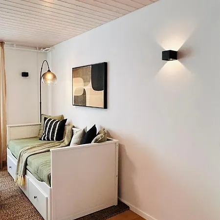 公寓 120sqm Duplex With Airc Free Parking Family & Business 比尔