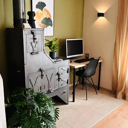 120sqm Duplex With Ac Free Parking Family & Business Apartment *