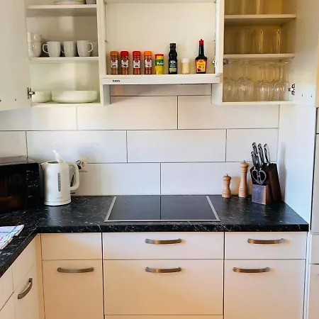 120sqm Duplex With Airc Free Parking Family & Business 公寓 *