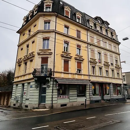 120sqm Duplex With Ac Free Parking Family & Business Apartment