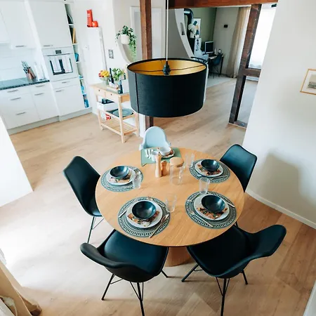 Grand Host Central Suite 1 -120 Sqm Free Parking & Near Congress Centre Apartmán Biel