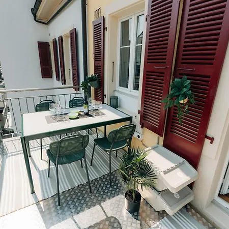 Apartmán Grand Host Central Suite 1 -120 Sqm Free Parking & Near Congress Centre *